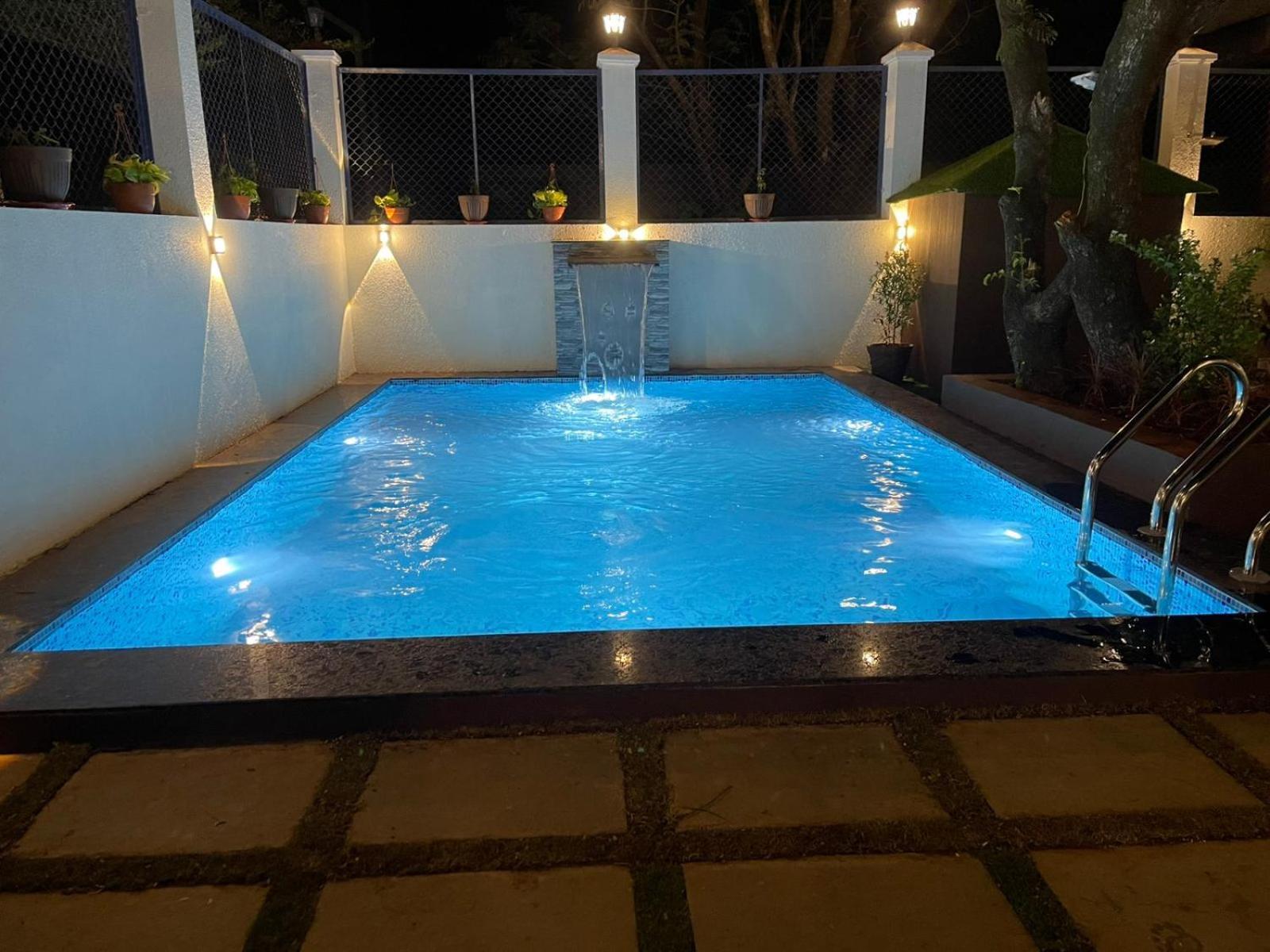 Lavish Villa - 3 Bhk Pool With Lawn Лонавала Экстерьер фото
